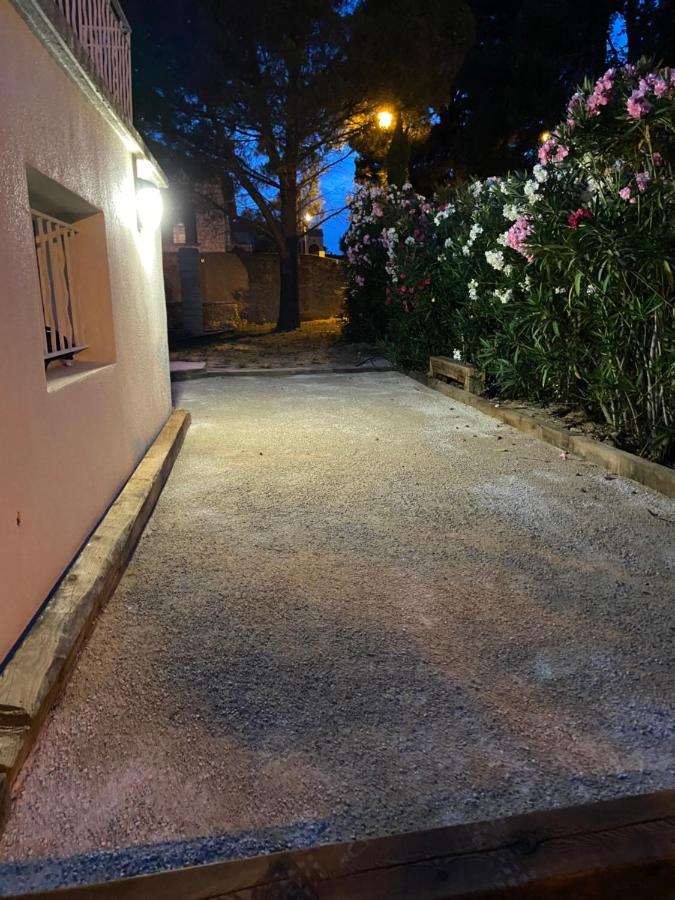 Gite "Au Bout Du Chemin" Beaumes-de-Venise Buitenkant foto